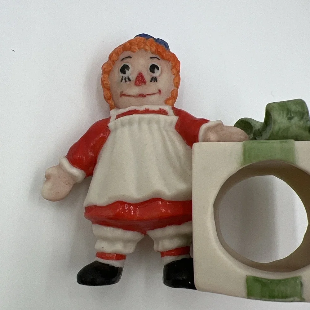 Raggedy Ann and Andy Ceramic Napkin‎ Rings Vintage Christmas Holiday Set of 2